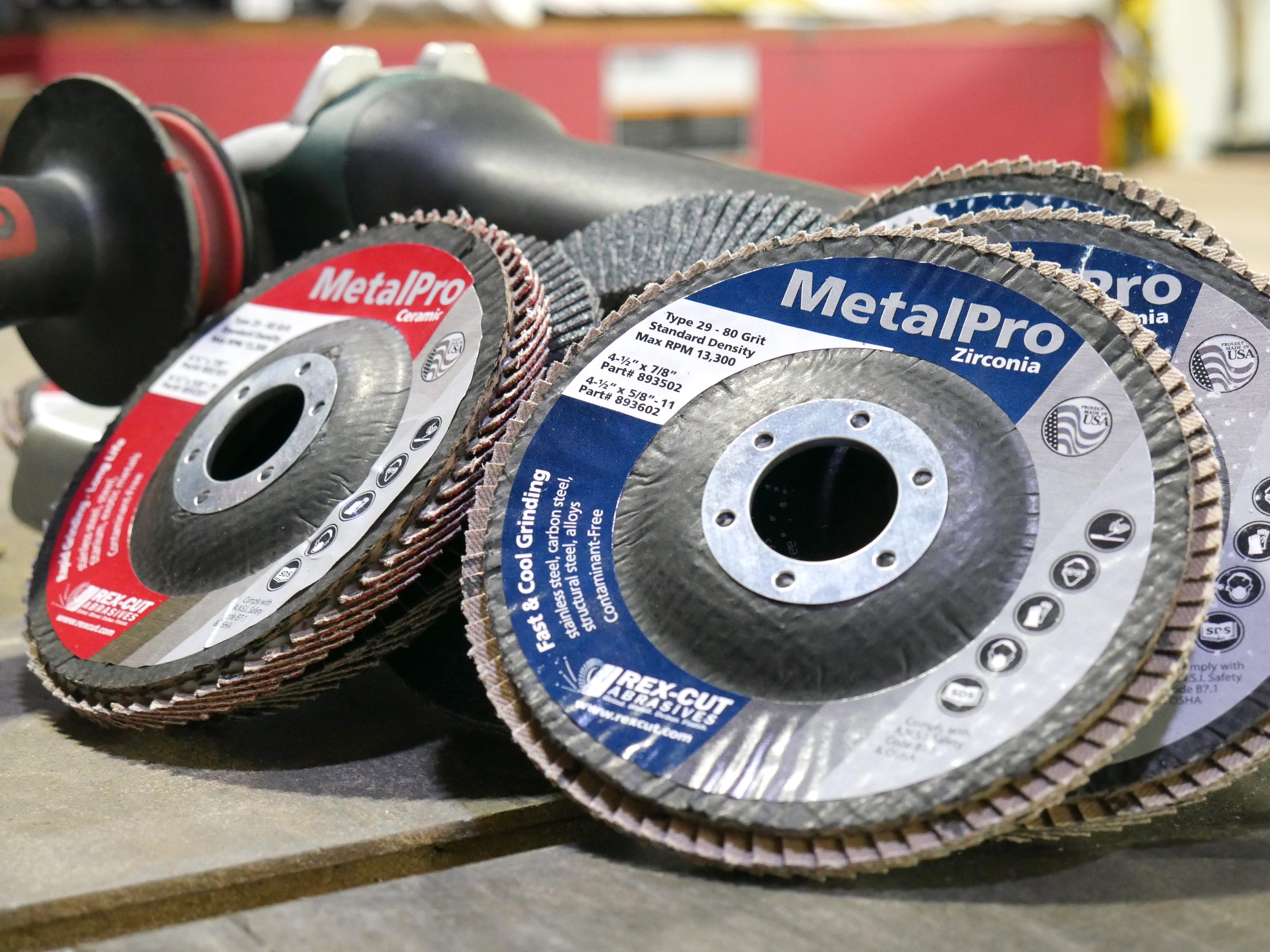 Zirconium and Ceramic Flap Discs. Which suits your grinding needs?